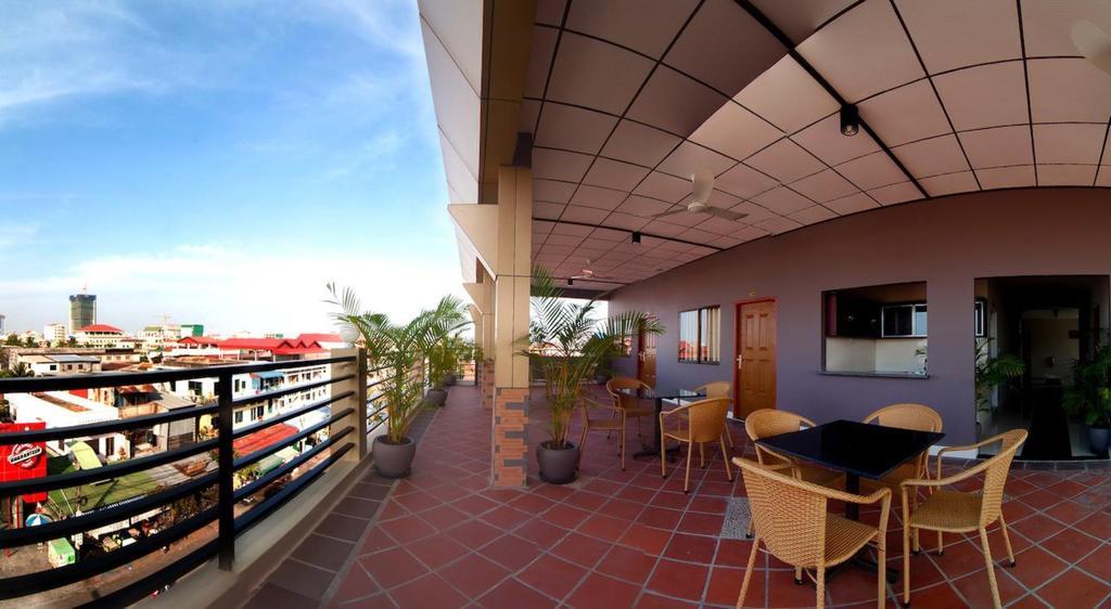 Macau Phnom Penh Hotel Exterior foto