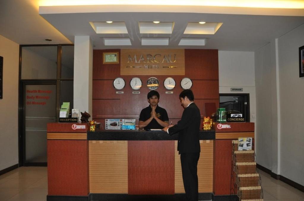 Macau Phnom Penh Hotel Exterior foto