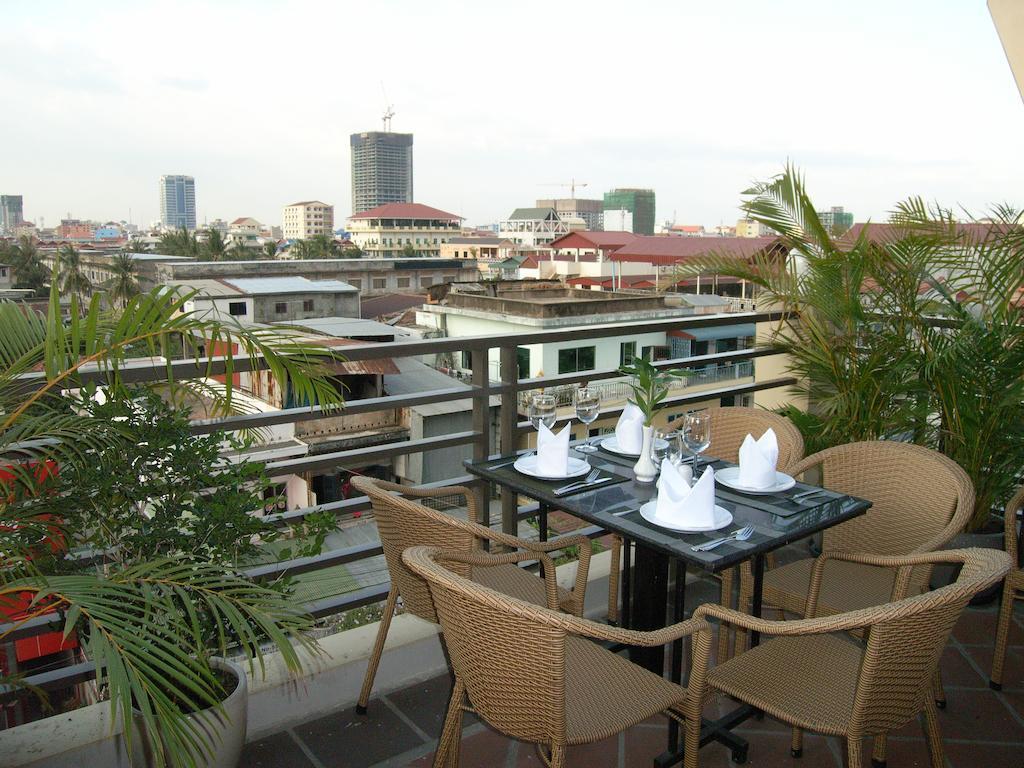 Macau Phnom Penh Hotel Exterior foto